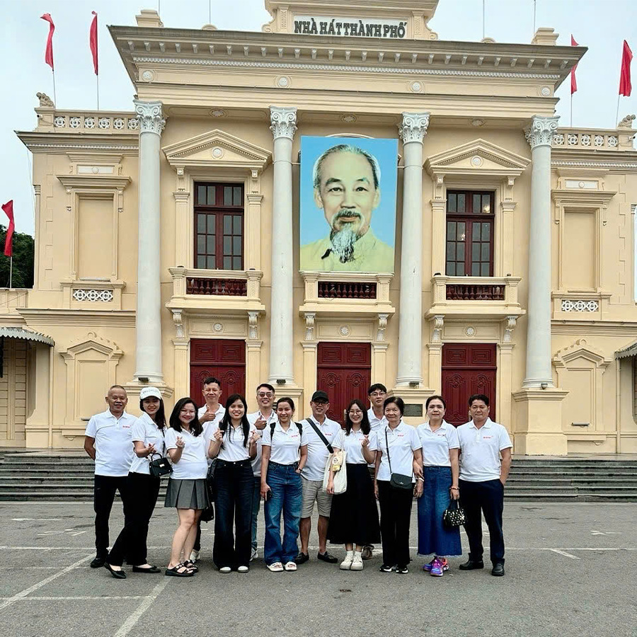 Tham quan nhà hát lớn